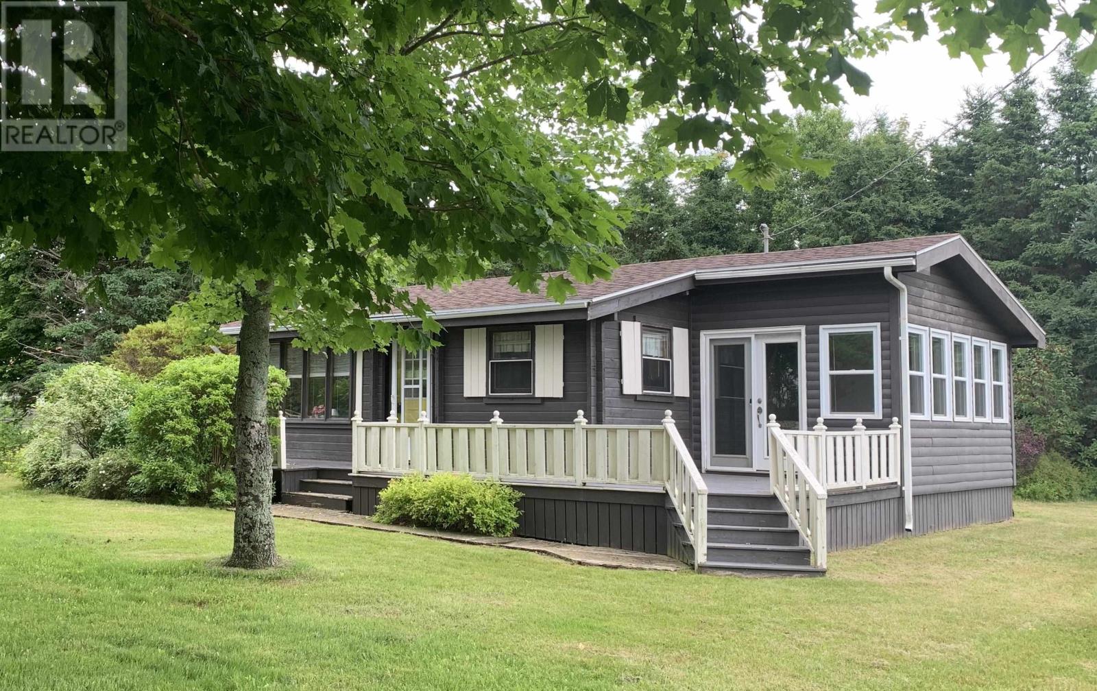 427 MacAulays Wharf Road, Mount Buchanan, Prince Edward Island