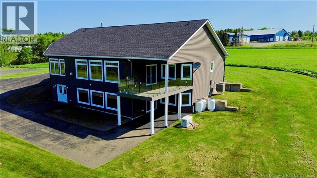 52 Mcmullin Road, Hartland, New Brunswick  E7P 2R7 - Photo 4 - NB119650