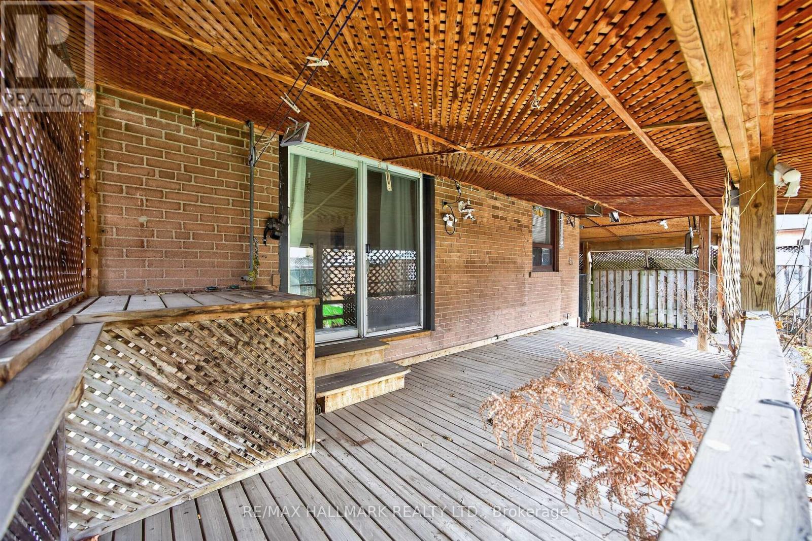 27 Nipissing Drive, Toronto, Ontario  M9B 4V4 - Photo 30 - W12989522