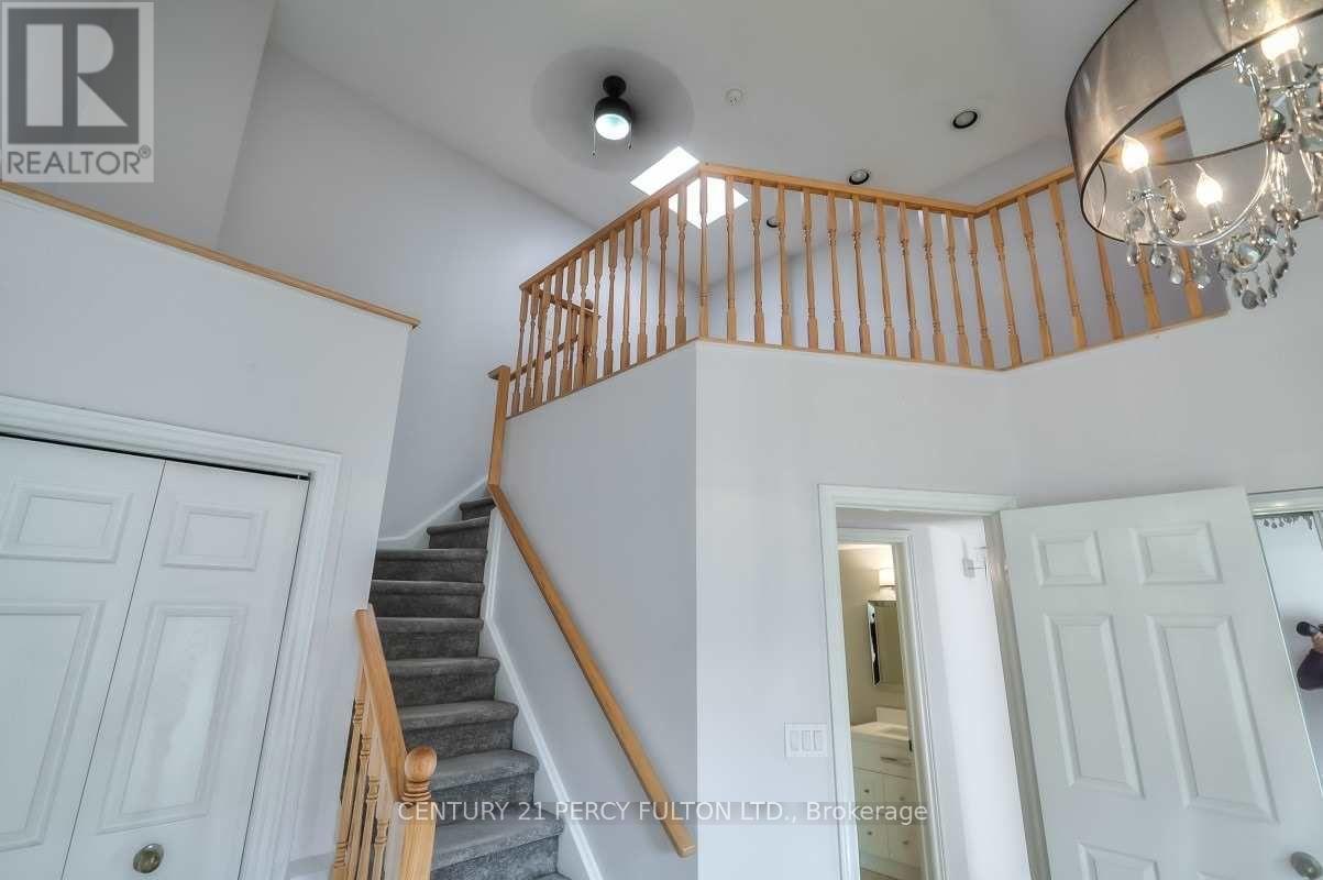 Th22 - 232 St George Street N, Toronto, Ontario  M5R 2N5 - Photo 21 - C12998806