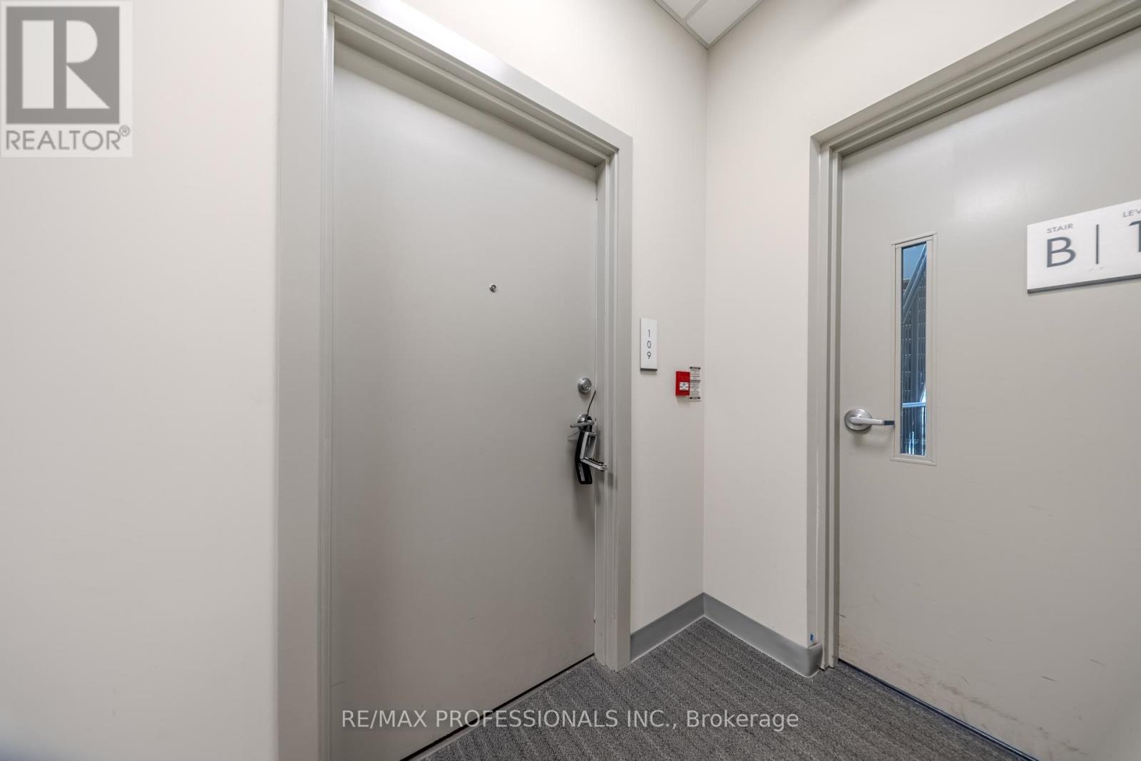 109 - 107 Roger Street, Waterloo, Ontario  N2J 0G3 - Photo 12 - X12863154