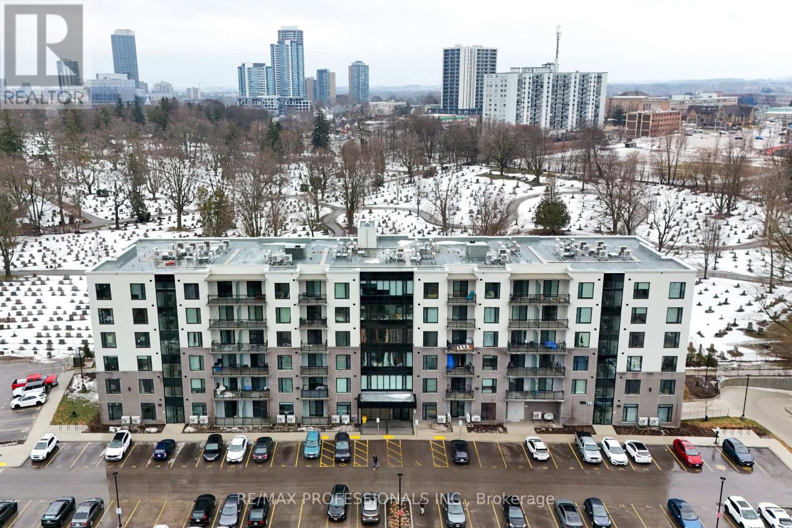 109 - 107 Roger Street, Waterloo, Ontario  N2J 0G3 - Photo 3 - X12863154