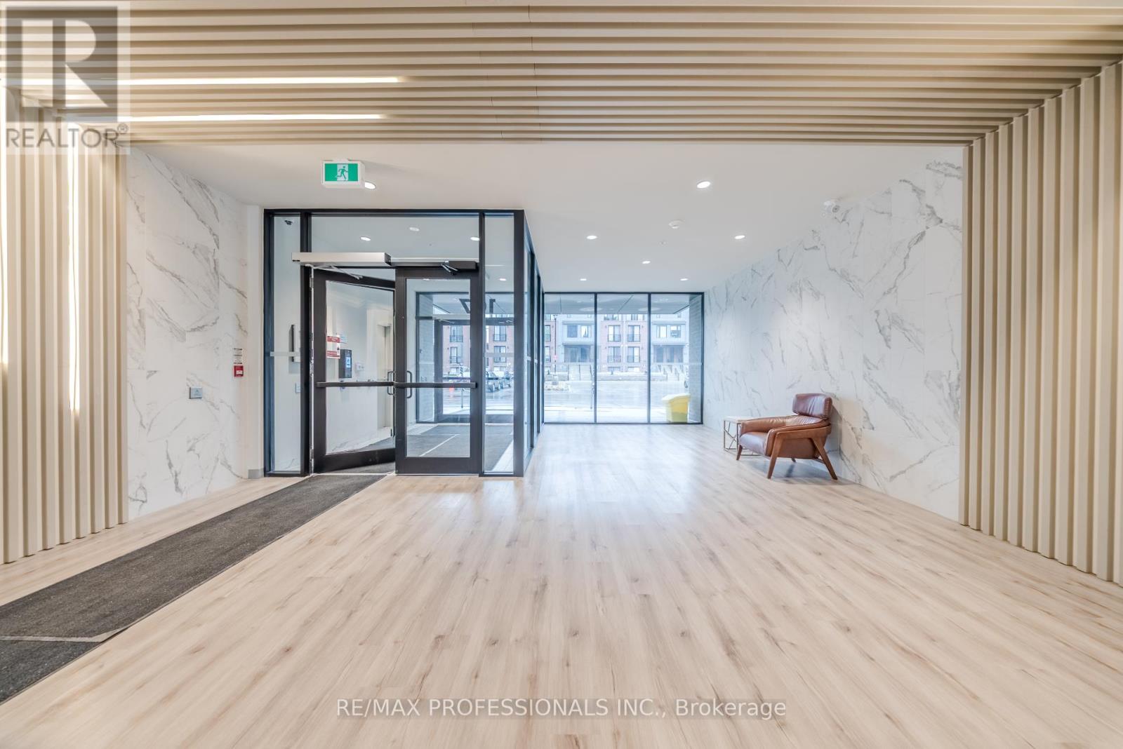 109 - 107 Roger Street, Waterloo, Ontario  N2J 0G3 - Photo 9 - X12863154