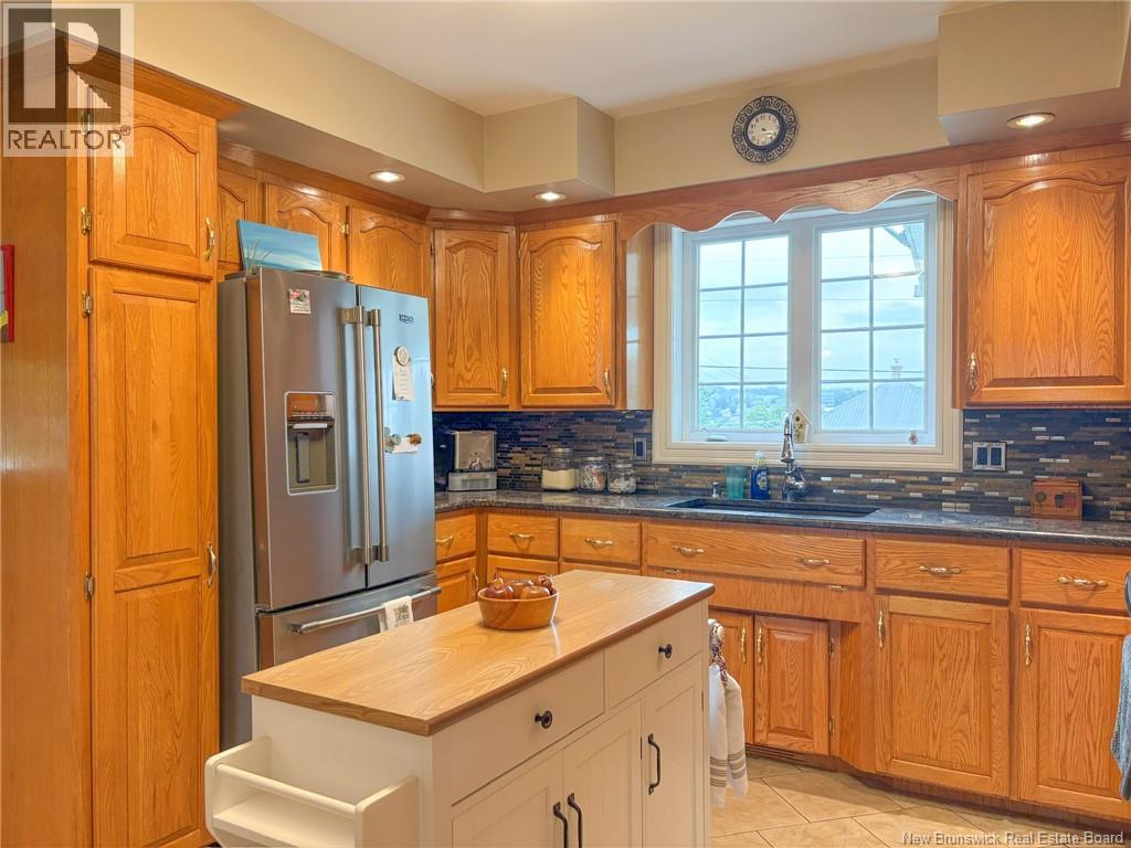 21 Hillcrest Avenue, Hartland, New Brunswick  E7P 1M7 - Photo 13 - NB133289