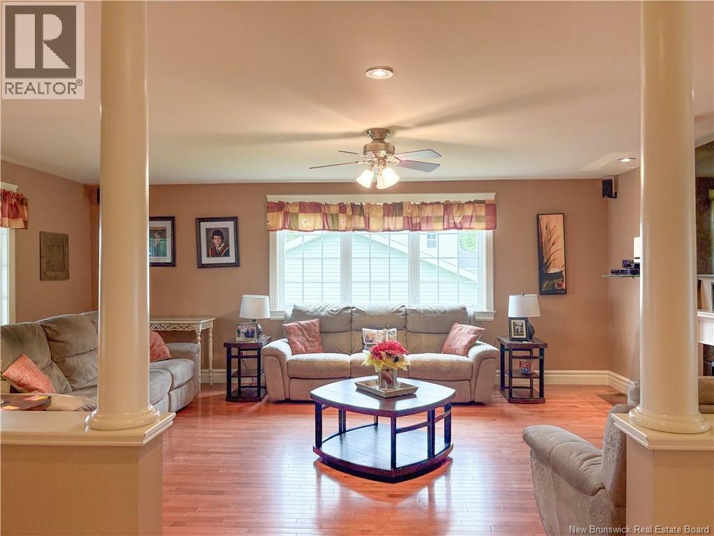 21 Hillcrest Avenue, Hartland, New Brunswick  E7P 1M7 - Photo 12 - NB133289