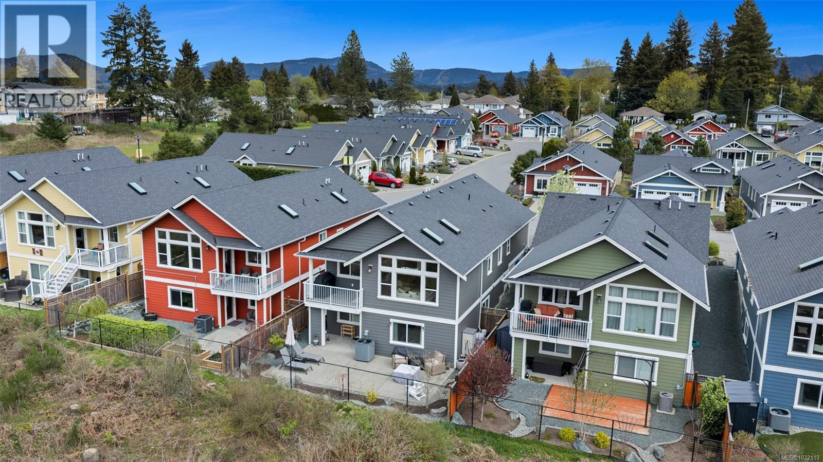 302 Edgewood Cres, Duncan, British Columbia  V9L 0G6 - Photo 4 - 1032119