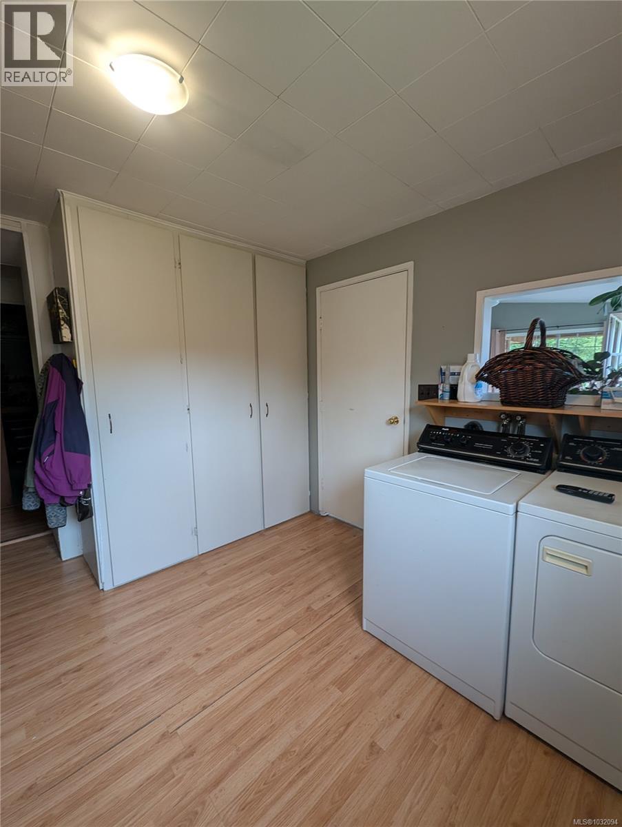 1430 Phye Pl, Sayward, British Columbia  V0N 1R0 - Photo 14 - 1032094