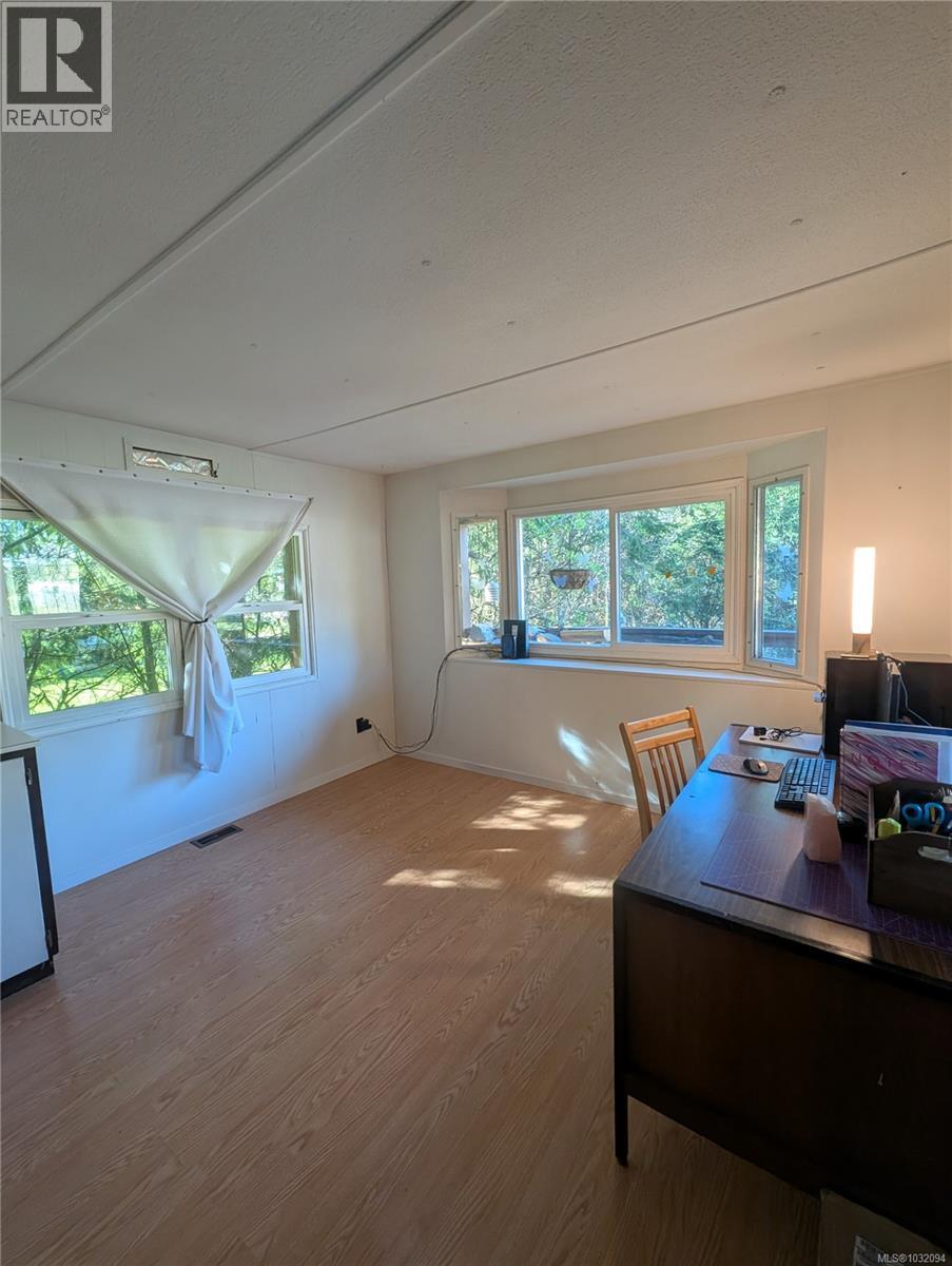 1430 Phye Pl, Sayward, British Columbia  V0N 1R0 - Photo 8 - 1032094