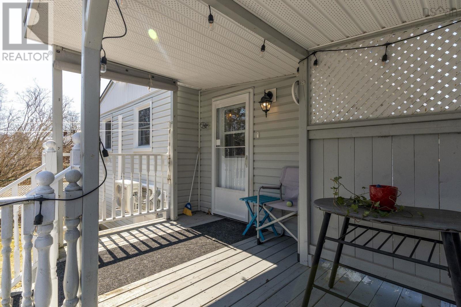 18 Devon Crescent, Halifax, Nova Scotia  B3R 2G3 - Photo 36 - 202607406