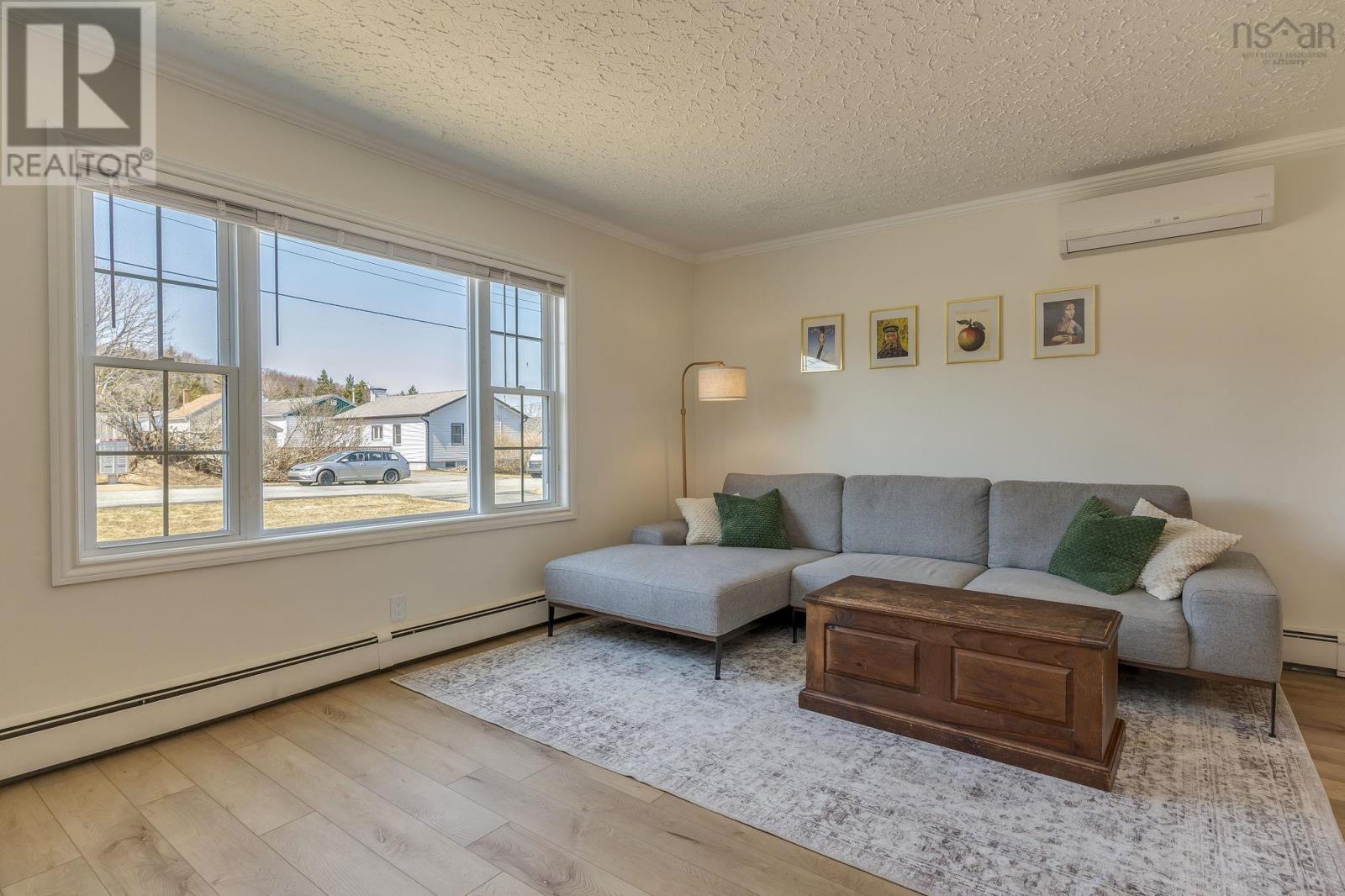 18 Devon Crescent, Halifax, Nova Scotia  B3R 2G3 - Photo 7 - 202607406