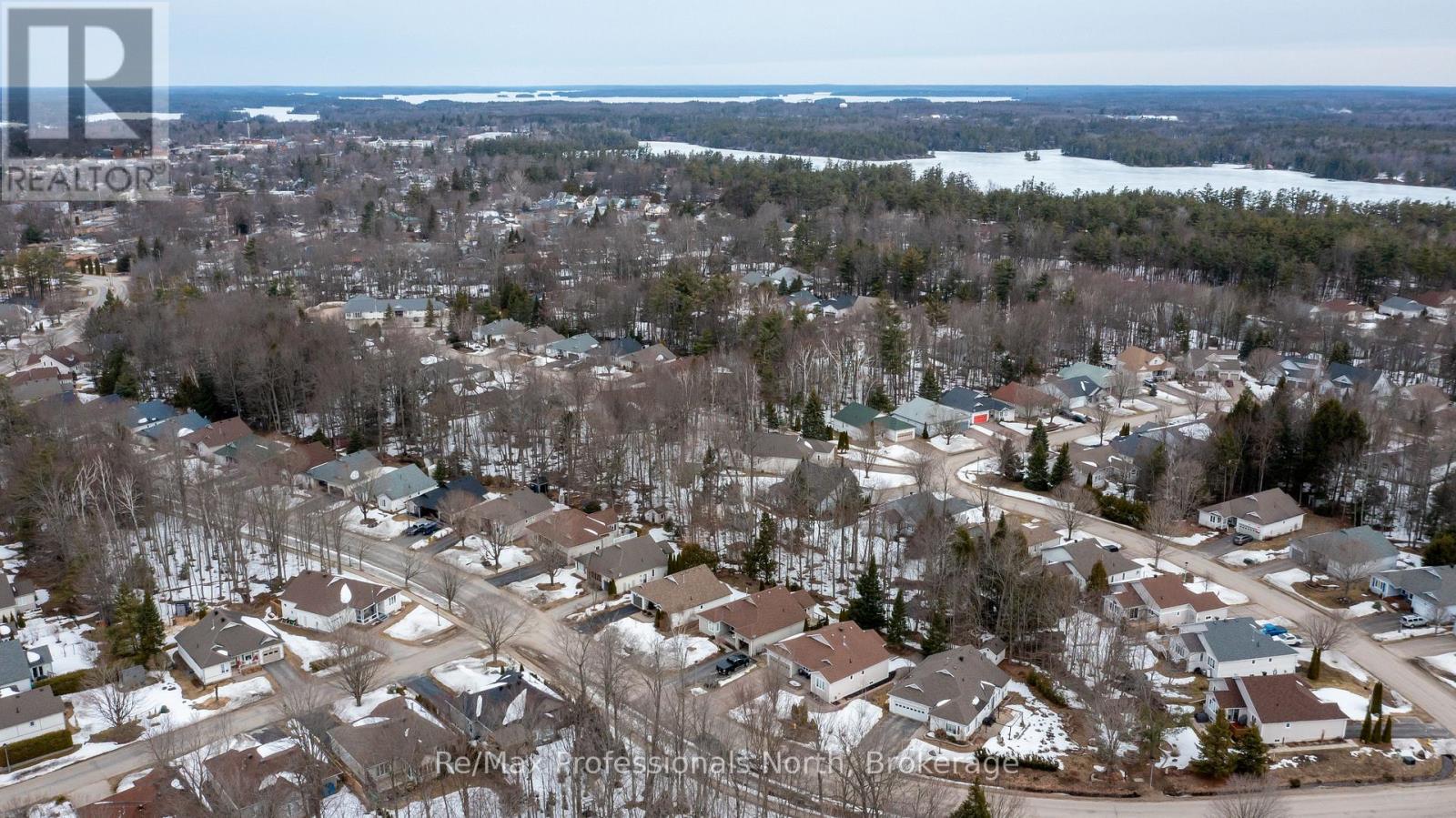 102 Pineridge Gate, Gravenhurst, Ontario  P1P 1Z2 - Photo 38 - X12965958