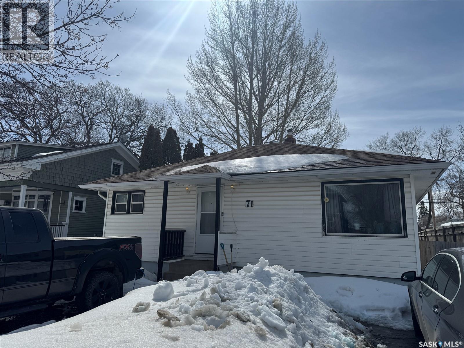 71 22nd STREET E, Prince Albert, Saskatchewan