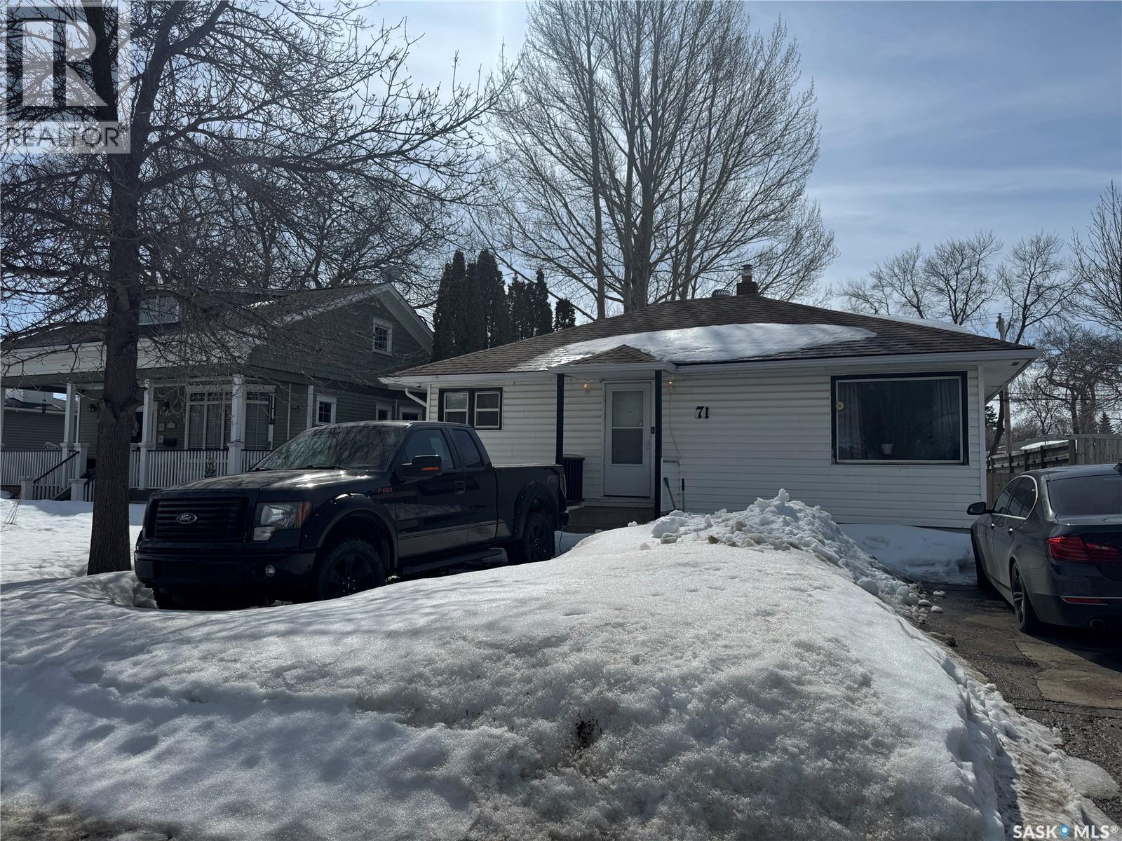 71 22nd Street E, Prince Albert, Saskatchewan  S6V 1M8 - Photo 3 - SK032969