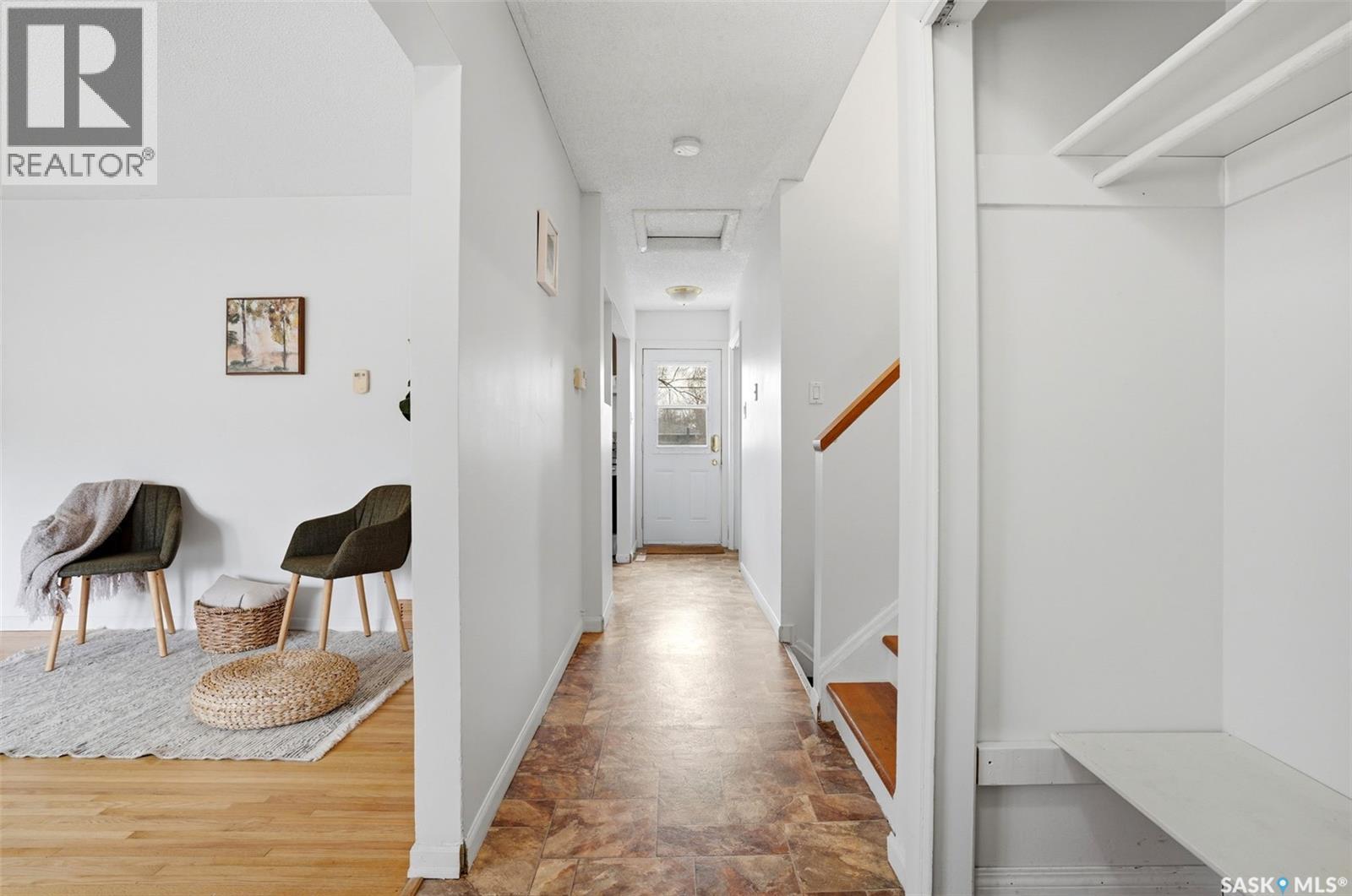 25 Knowles Crescent, Regina, Saskatchewan  S4S 4N9 - Photo 5 - SK032701