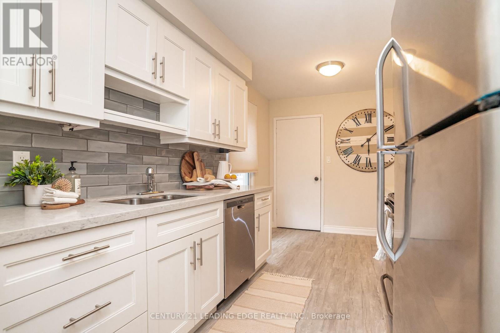 1825 Listowell Crescent, Pickering, Ontario  L1V 2Y2 - Photo 16 - E12998832