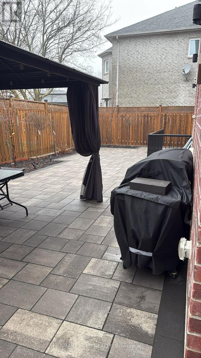 20 Dunn Drive, Richmond Hill, Ontario  L4E 3H8 - Photo 40 - N12999368