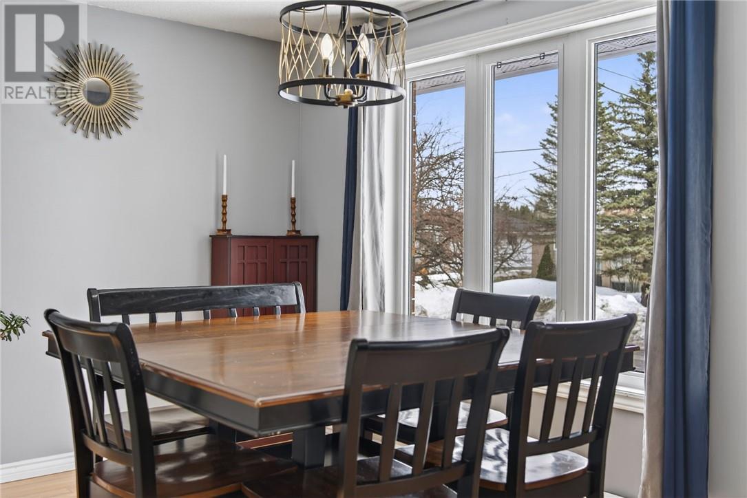 3915 Macmillan Drive, Val Caron, Ontario  P3N 1H9 - Photo 14 - 2127141