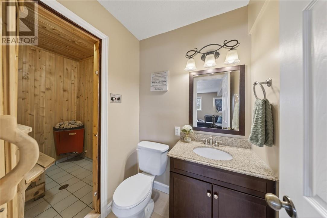 3915 Macmillan Drive, Val Caron, Ontario  P3N 1H9 - Photo 30 - 2127141