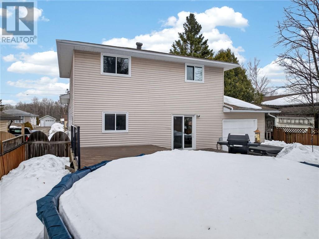 3915 Macmillan Drive, Val Caron, Ontario  P3N 1H9 - Photo 35 - 2127141