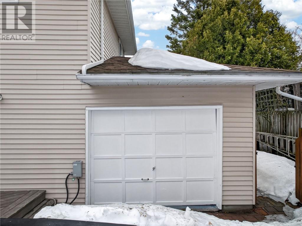 3915 Macmillan Drive, Val Caron, Ontario  P3N 1H9 - Photo 39 - 2127141