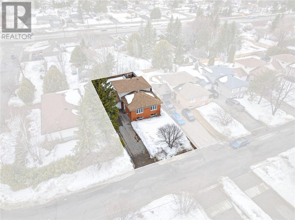 3915 Macmillan Drive, Val Caron, Ontario  P3N 1H9 - Photo 6 - 2127141