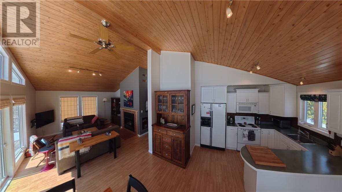 210 Kokomo Trail, Tehkummah, Ontario  P0P 2C0 - Photo 21 - 2127077