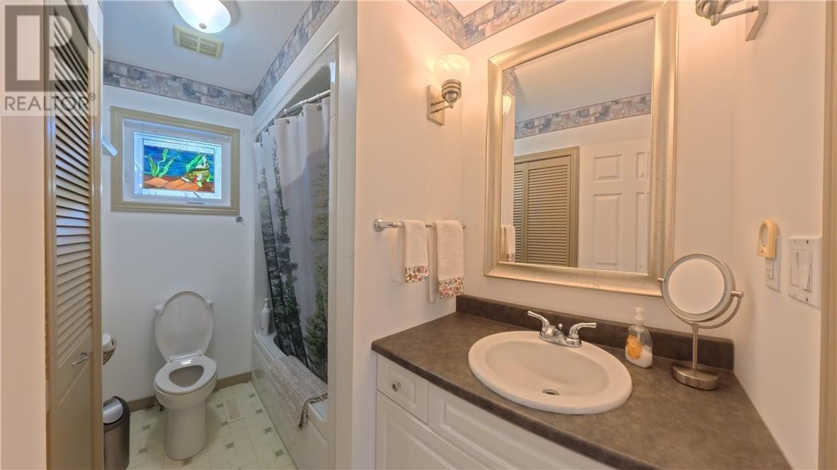 210 Kokomo Trail, Tehkummah, Ontario  P0P 2C0 - Photo 28 - 2127077