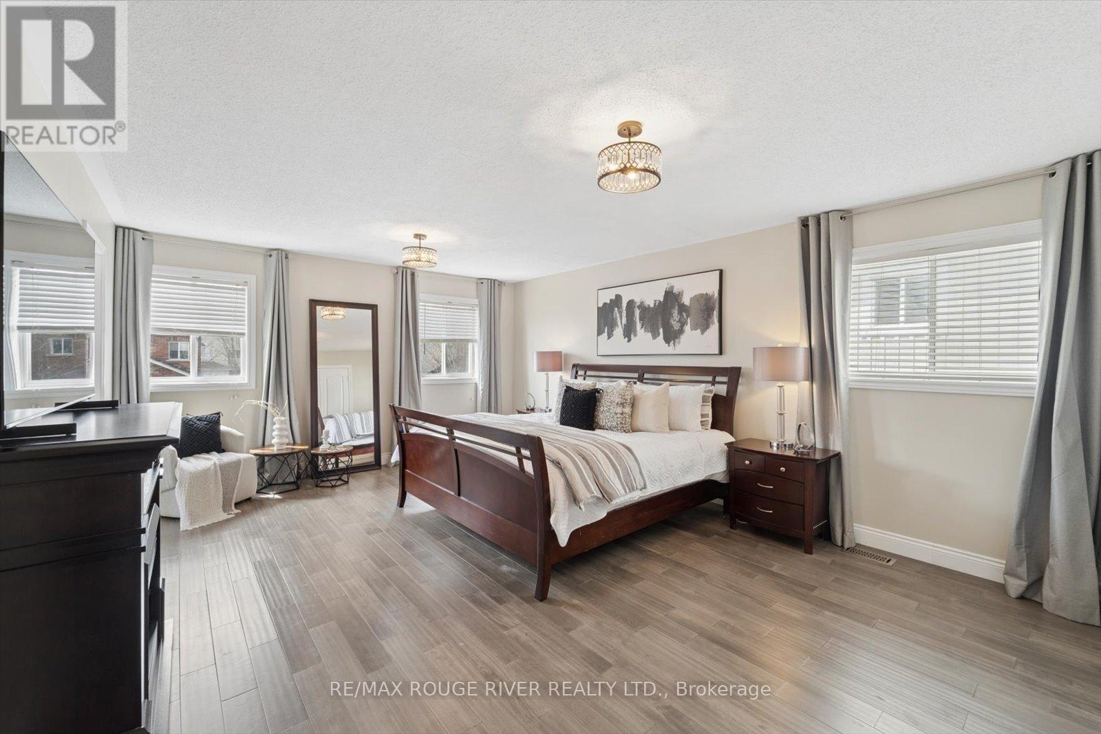 184 Cachet Boulevard, Whitby, Ontario  L1M 2L9 - Photo 24 - E12999844