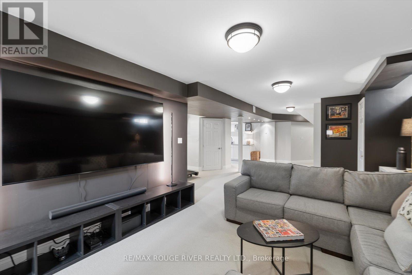 184 Cachet Boulevard, Whitby, Ontario  L1M 2L9 - Photo 34 - E12999844