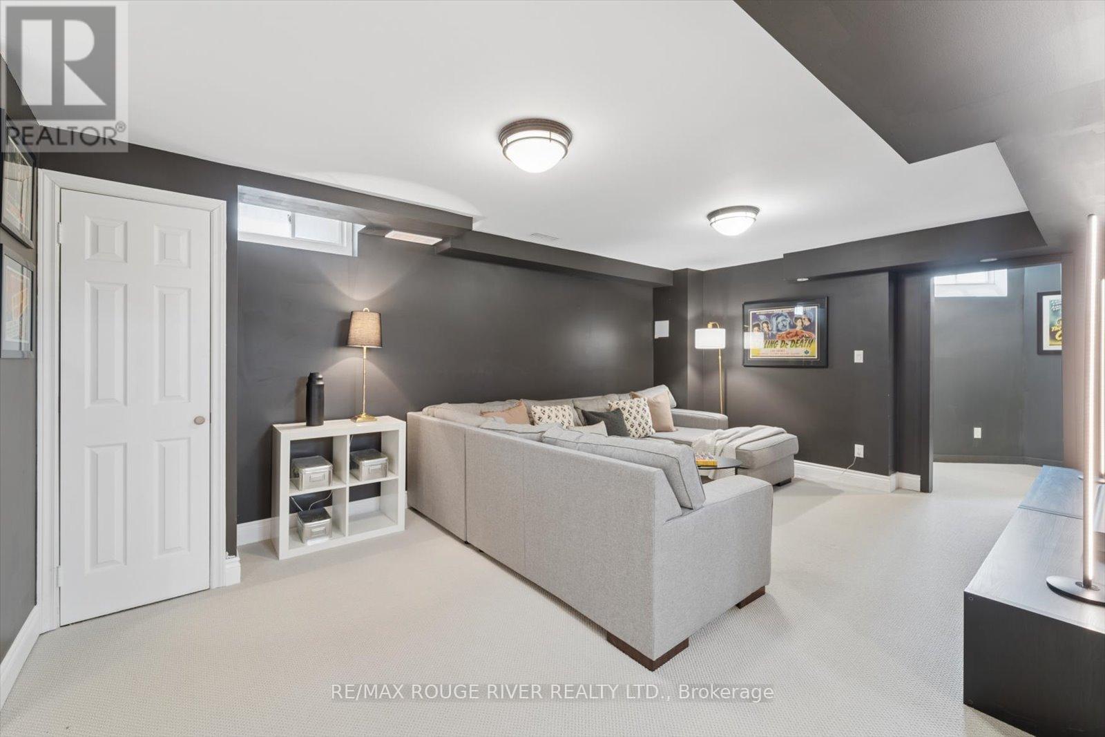 184 Cachet Boulevard, Whitby, Ontario  L1M 2L9 - Photo 35 - E12999844