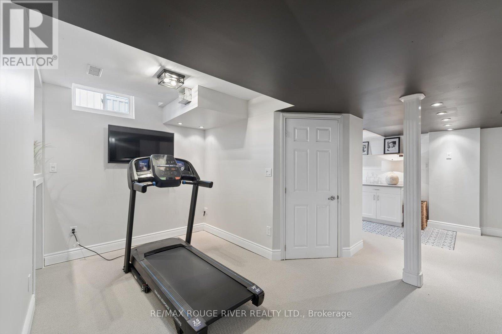 184 Cachet Boulevard, Whitby, Ontario  L1M 2L9 - Photo 37 - E12999844