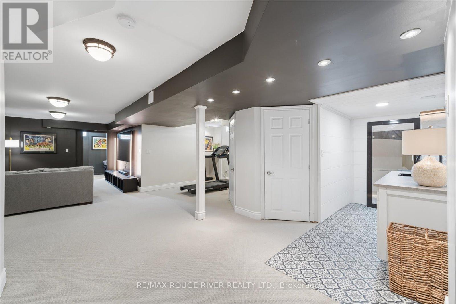 184 Cachet Boulevard, Whitby, Ontario  L1M 2L9 - Photo 38 - E12999844