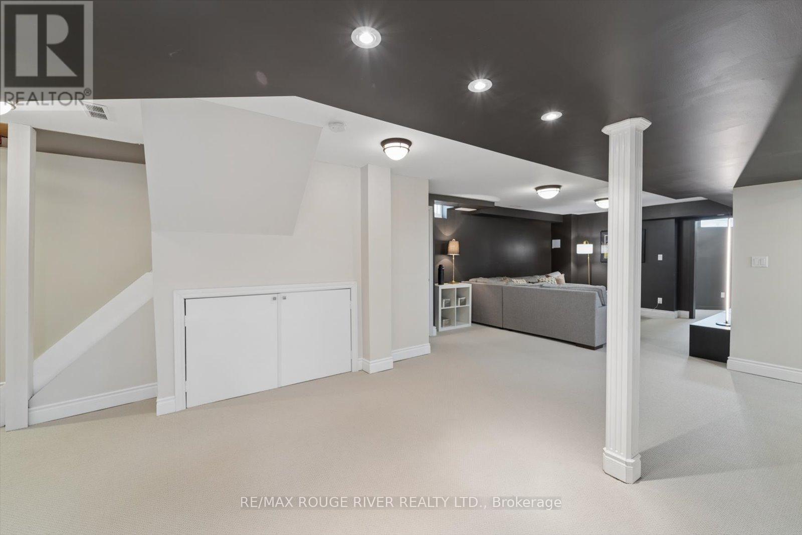 184 Cachet Boulevard, Whitby, Ontario  L1M 2L9 - Photo 39 - E12999844