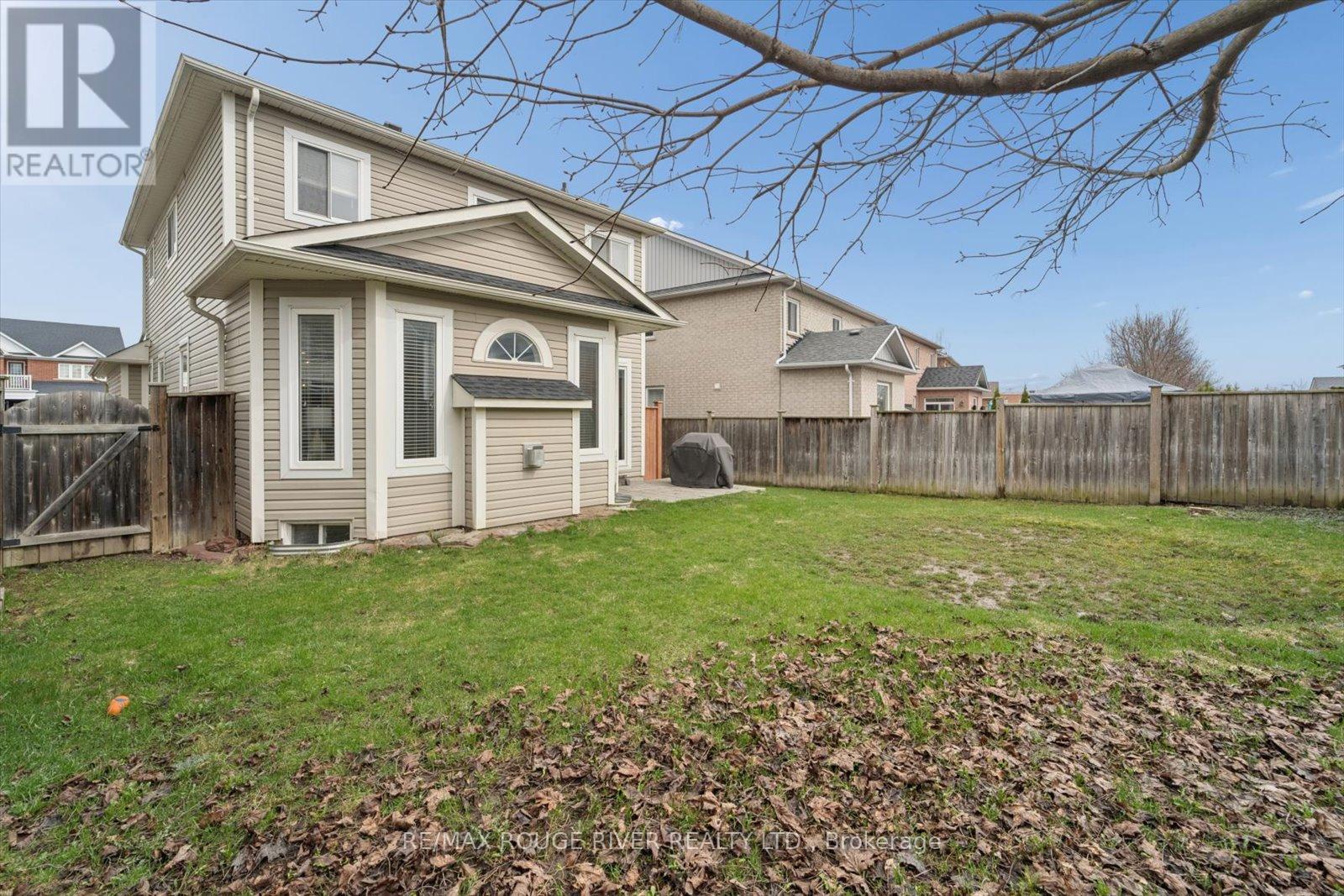 184 Cachet Boulevard, Whitby, Ontario  L1M 2L9 - Photo 46 - E12999844