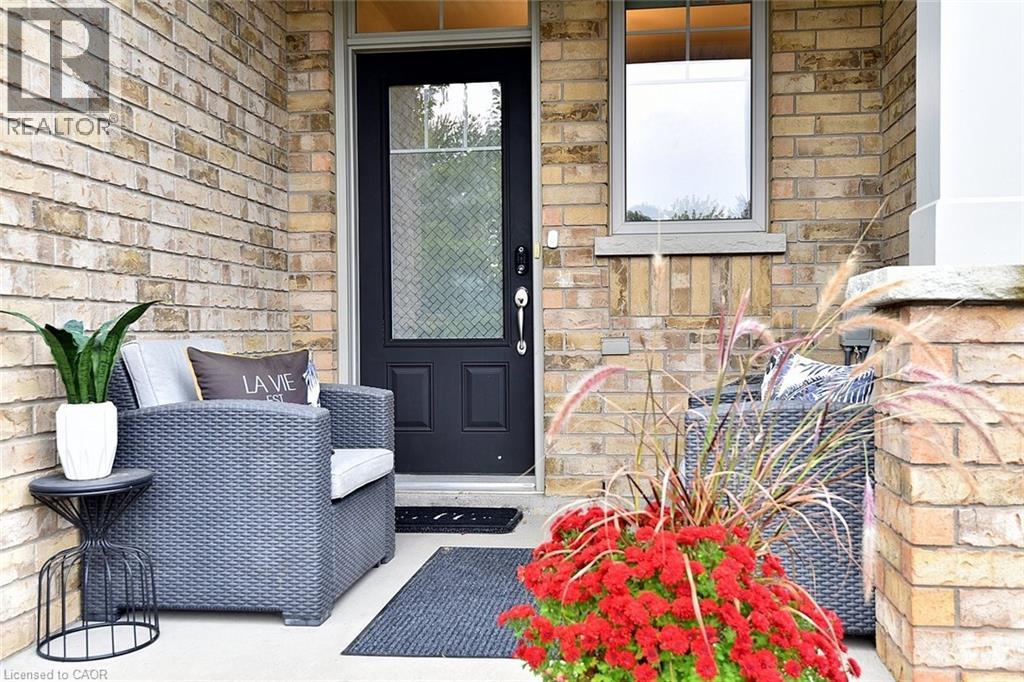 310 Fall Fair Way Unit# 27, Hamilton, Ontario  L0R 1C0 - Photo 3 - 40820954