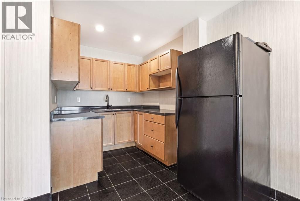 2085 Amherst Heights Drive Unit# 209, Burlington, Ontario  L7P 5C2 - Photo 33 - 40820064