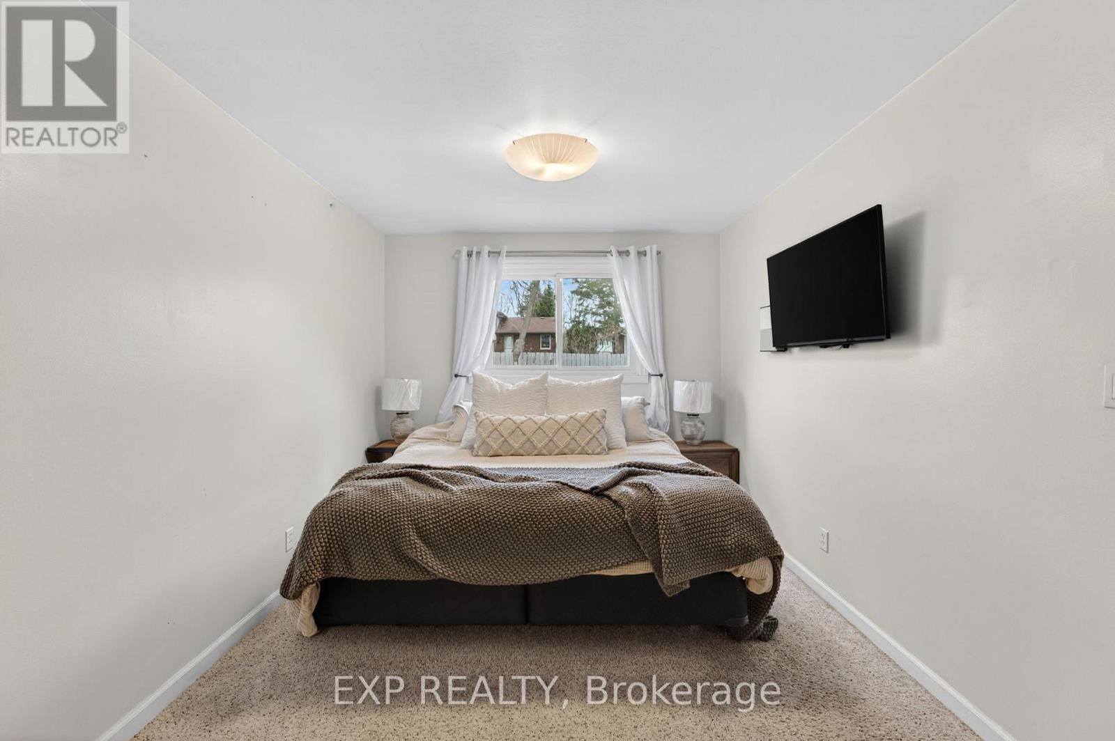 25 Mcquade Drive, Quinte West, Ontario  K8V 2G2 - Photo 11 - X12999866