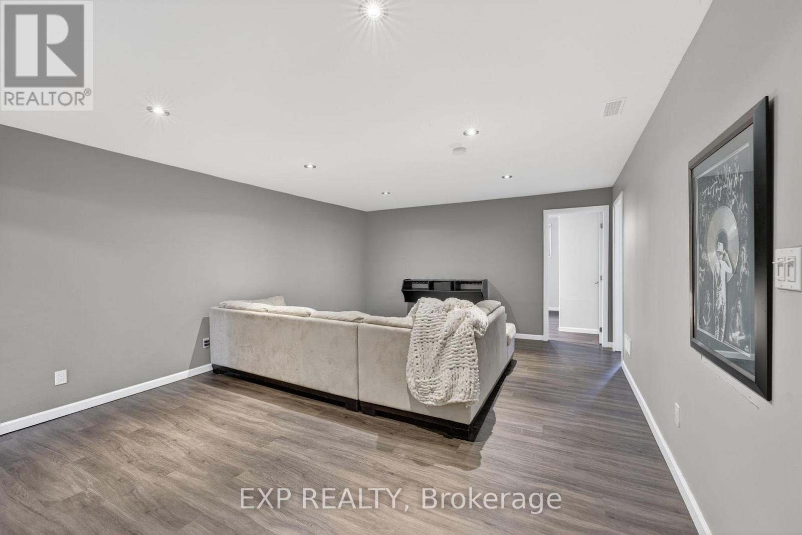 25 Mcquade Drive, Quinte West, Ontario  K8V 2G2 - Photo 19 - X12999866
