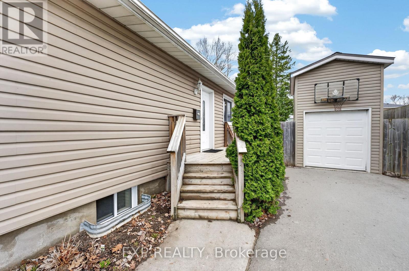 25 Mcquade Drive, Quinte West, Ontario  K8V 2G2 - Photo 28 - X12999866