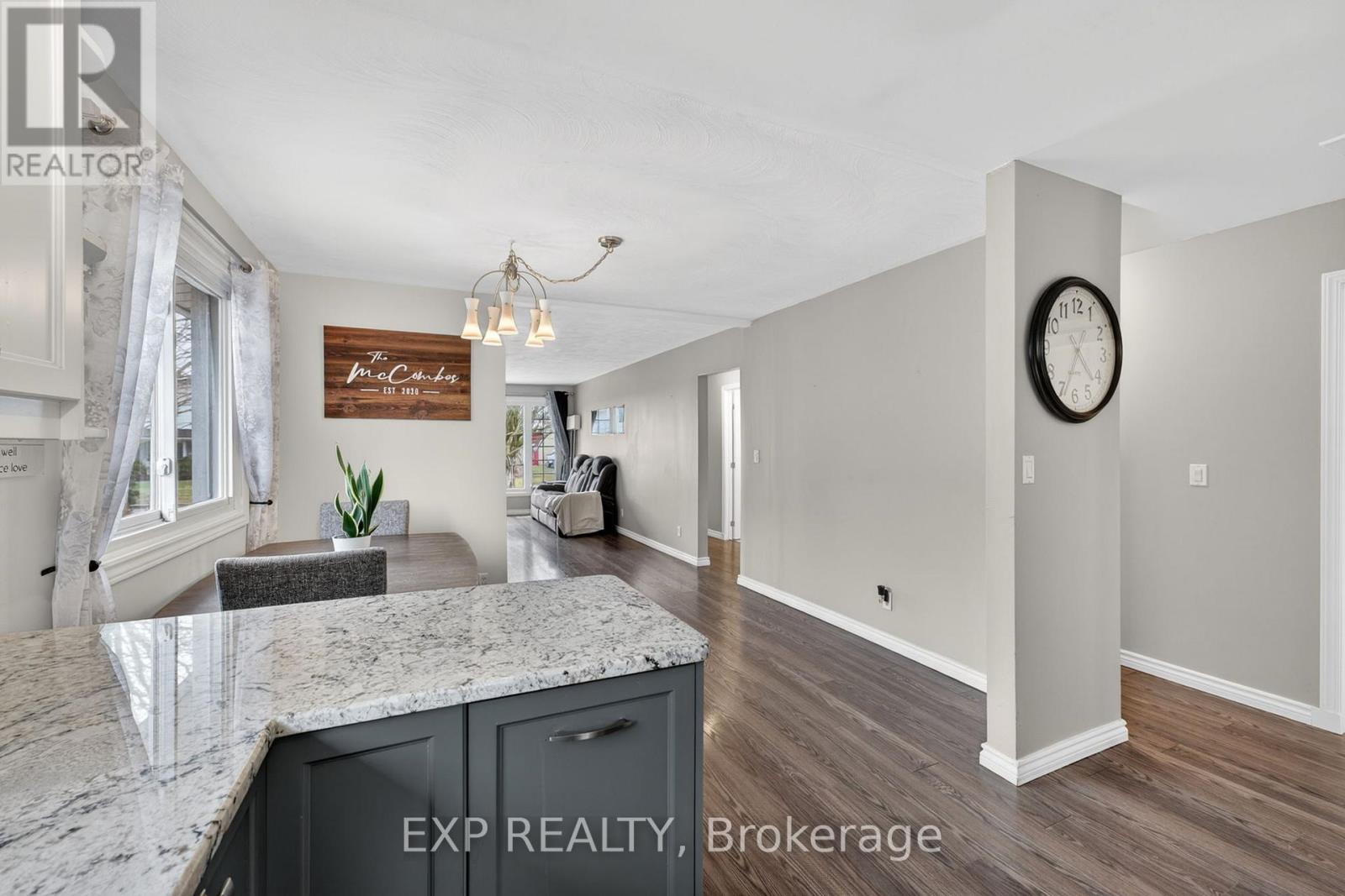 25 Mcquade Drive, Quinte West, Ontario  K8V 2G2 - Photo 7 - X12999866