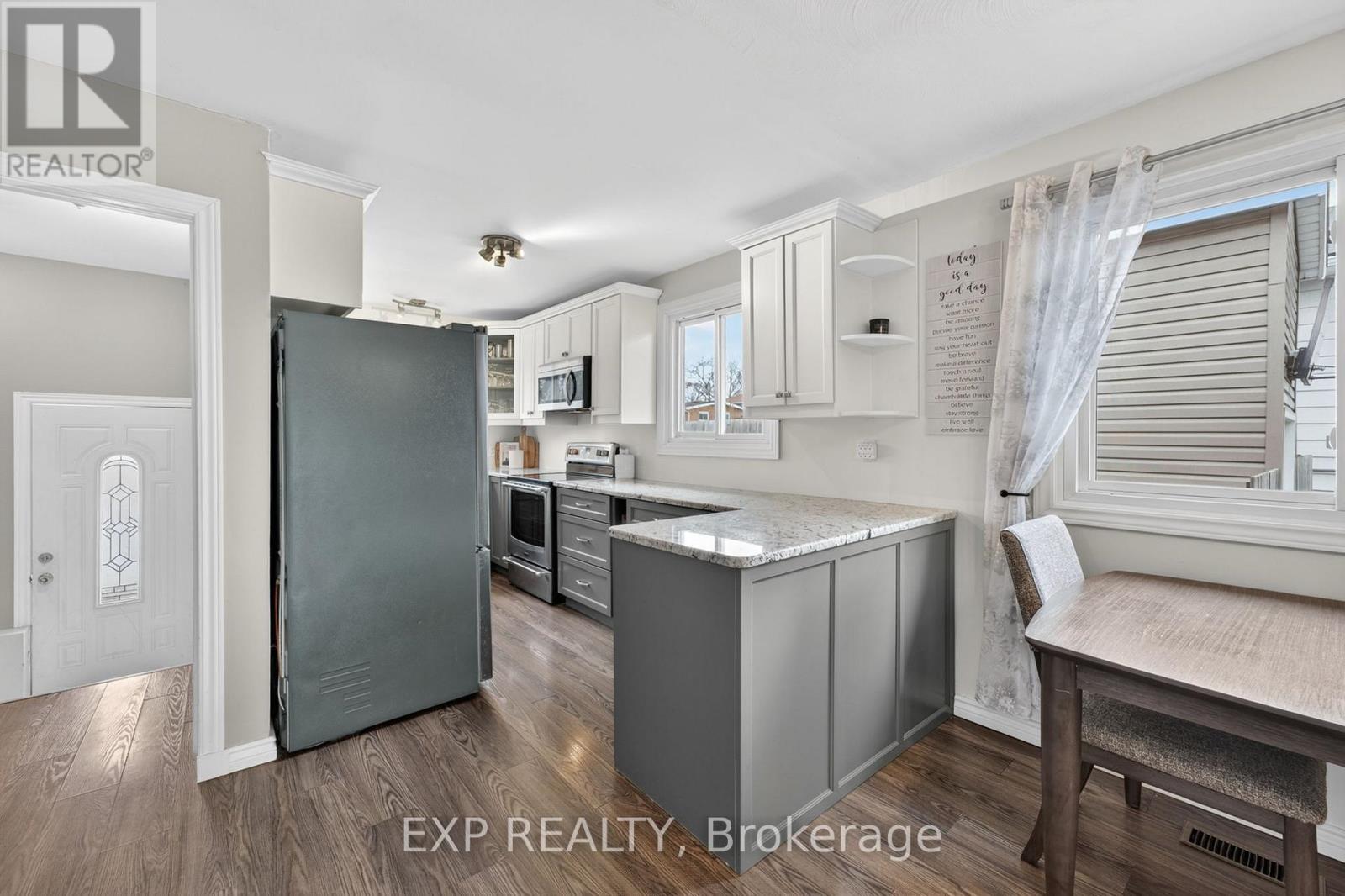 25 Mcquade Drive, Quinte West, Ontario  K8V 2G2 - Photo 8 - X12999866