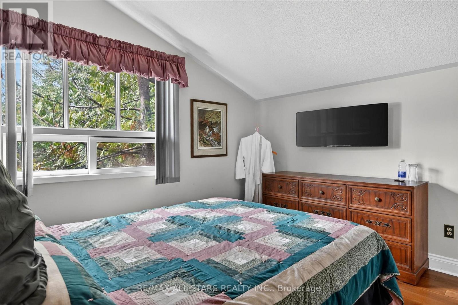 41 Cedar Crescent, Kawartha Lakes (Manvers), Ontario  L0B 1K0 - Photo 23 - X12999912