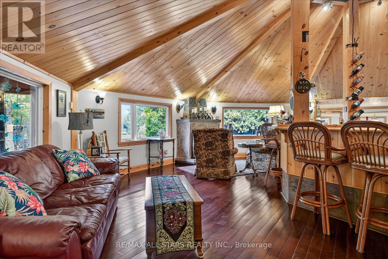 41 Cedar Crescent, Kawartha Lakes (Manvers), Ontario  L0B 1K0 - Photo 5 - X12999912