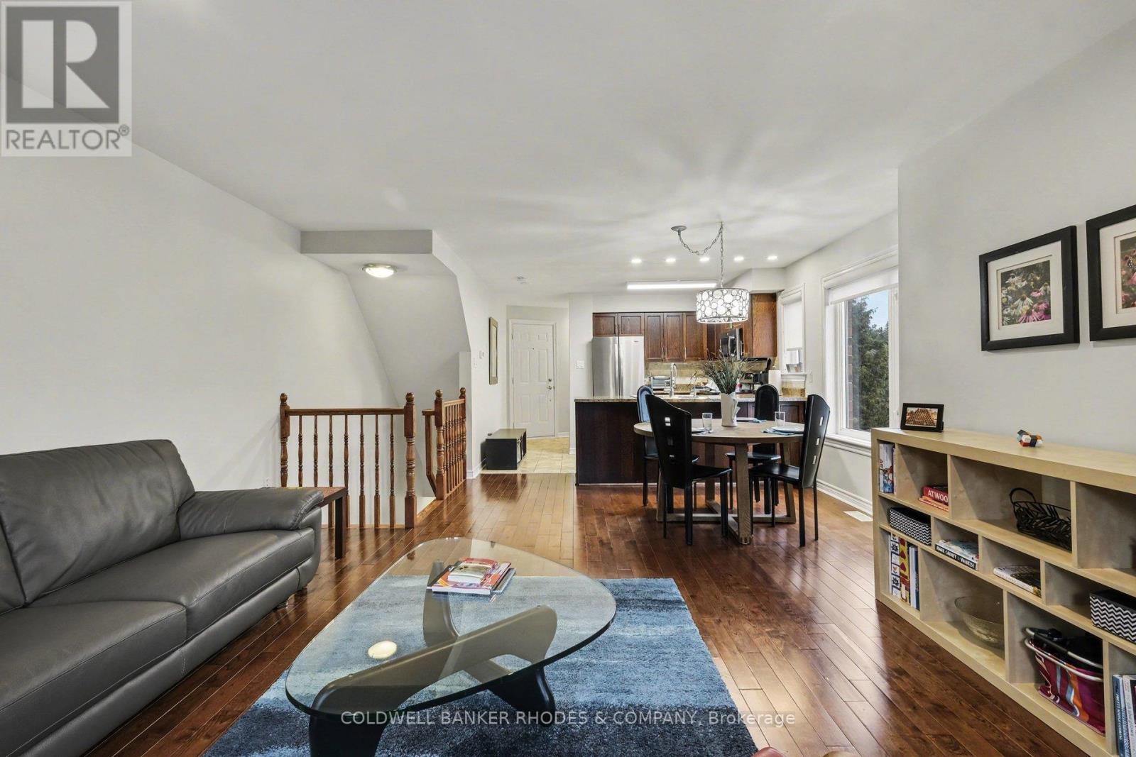 60 Mayflower Private, Ottawa, Ontario K2B 0A2 - Photo 6 - X12999816