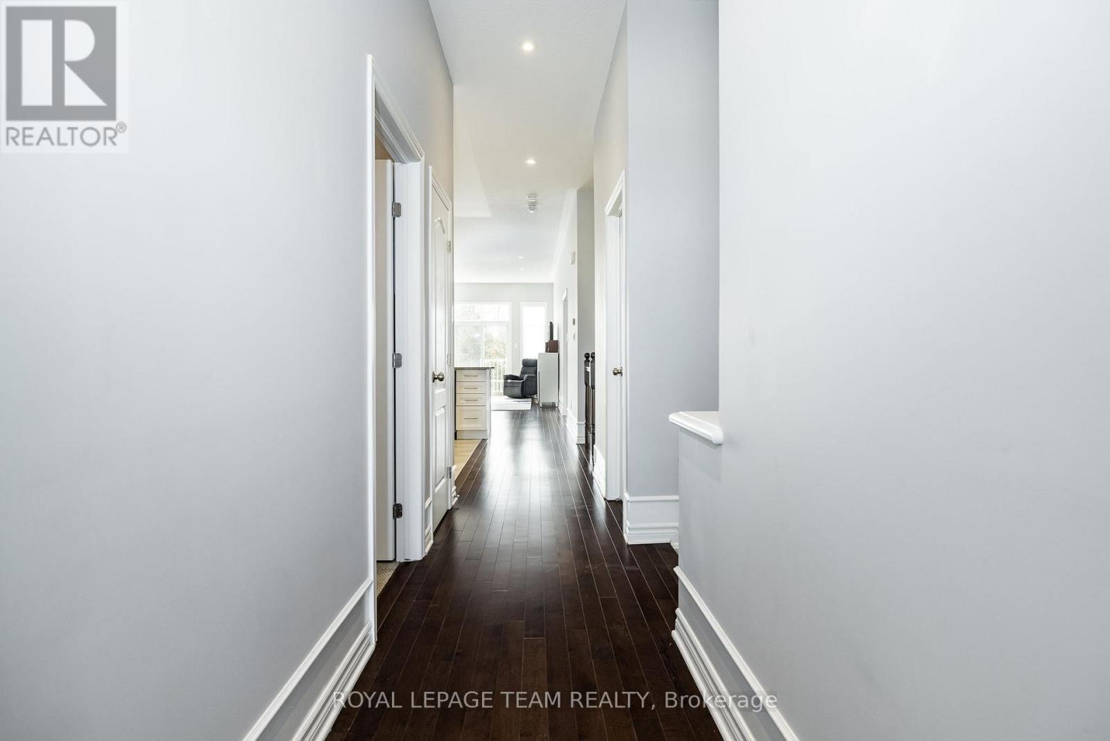 156 Oxford Street W, North Grenville, Ontario  K0G 1J0 - Photo 7 - X12999862