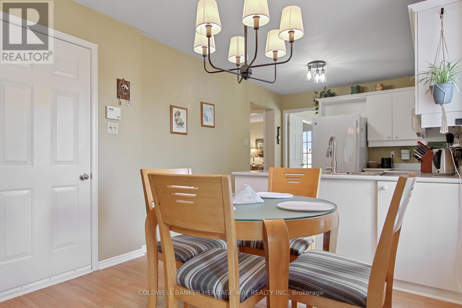 265 Julie Anne Crescent, Mississippi Mills, Ontario  K7C 4M5 - Photo 11 - X12999894