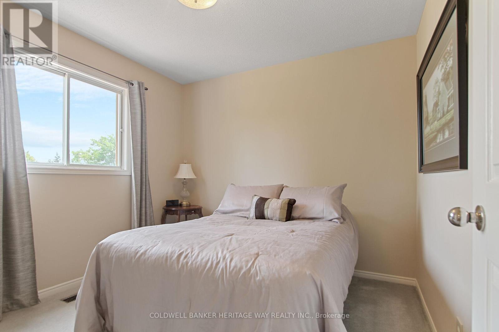 265 Julie Anne Crescent, Mississippi Mills, Ontario  K7C 4M5 - Photo 20 - X12999894