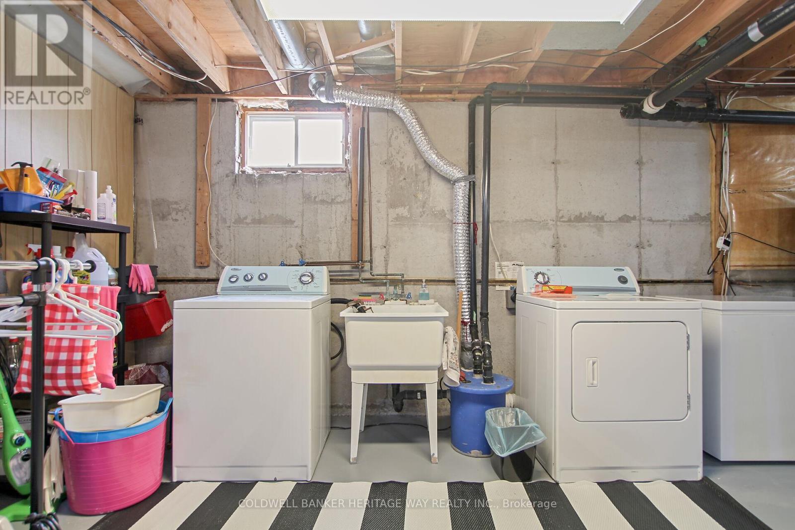 265 Julie Anne Crescent, Mississippi Mills, Ontario  K7C 4M5 - Photo 24 - X12999894