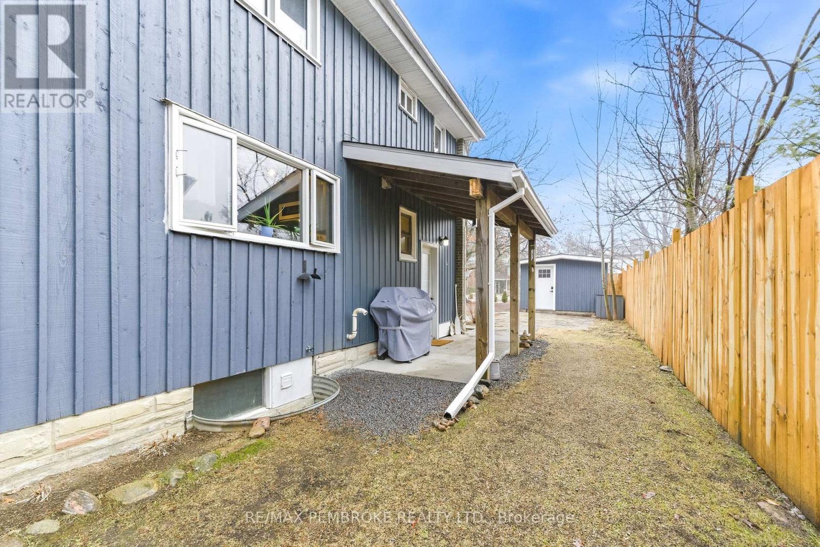 98 Birch Street, Deep River, Ontario  K0J 1P0 - Photo 6 - X12999888