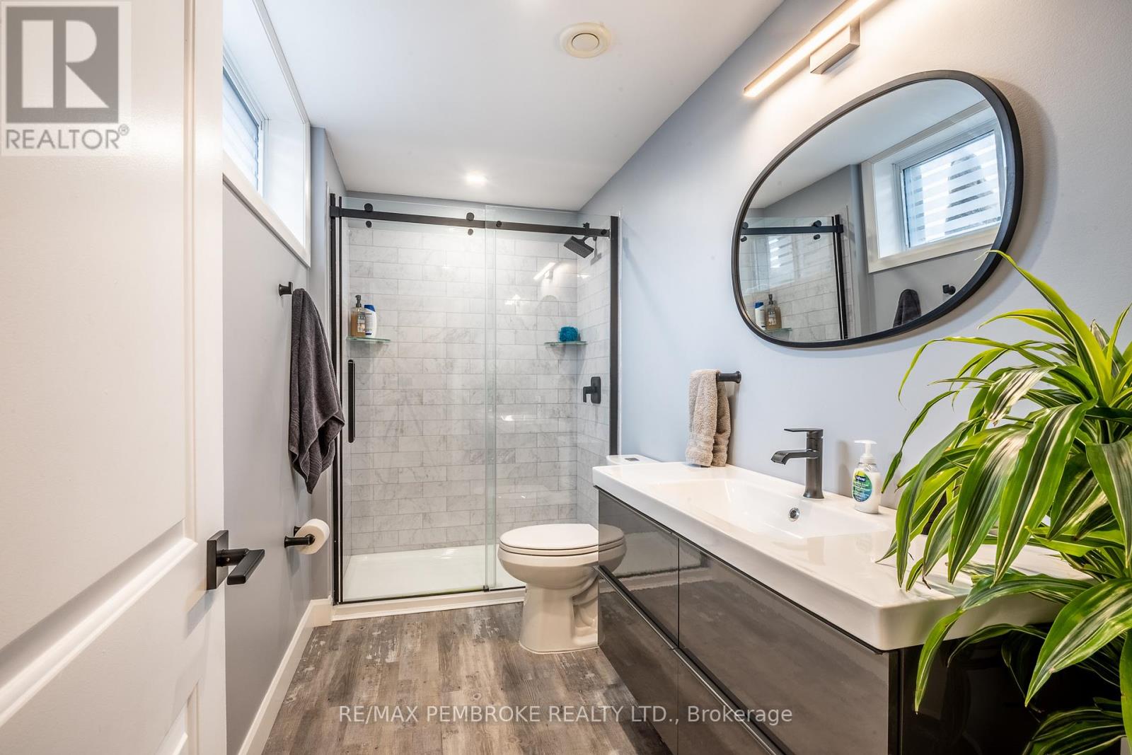 24 Terrance Drive, Petawawa, Ontario  K8H 0H3 - Photo 42 - X12999900